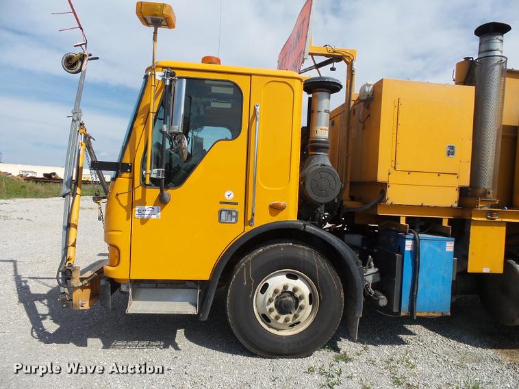 image for item DB7471 2003 Sterling Condor paint striper truck