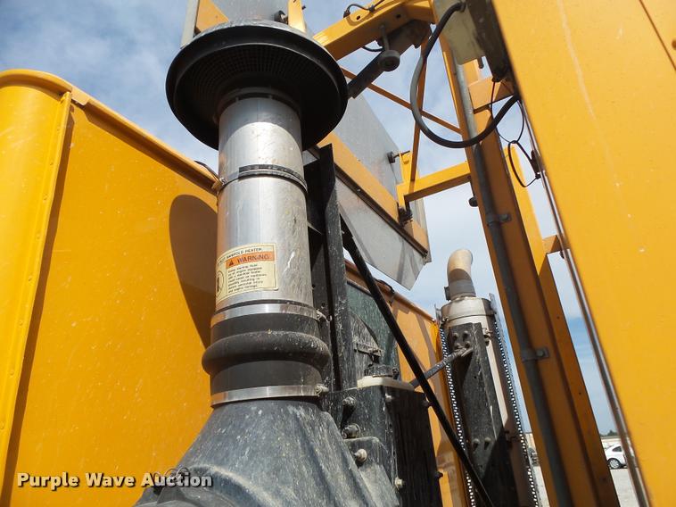 image for item DB7471 2003 Sterling Condor paint striper truck