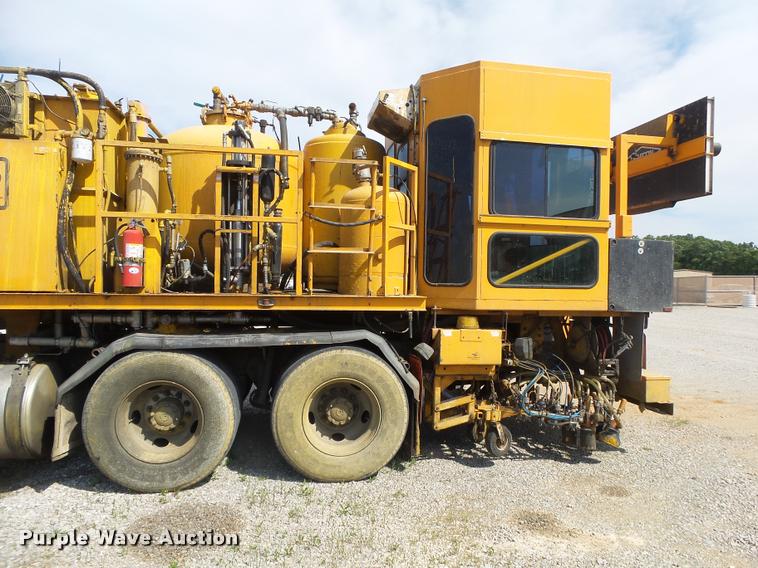 image for item DB7471 2003 Sterling Condor paint striper truck