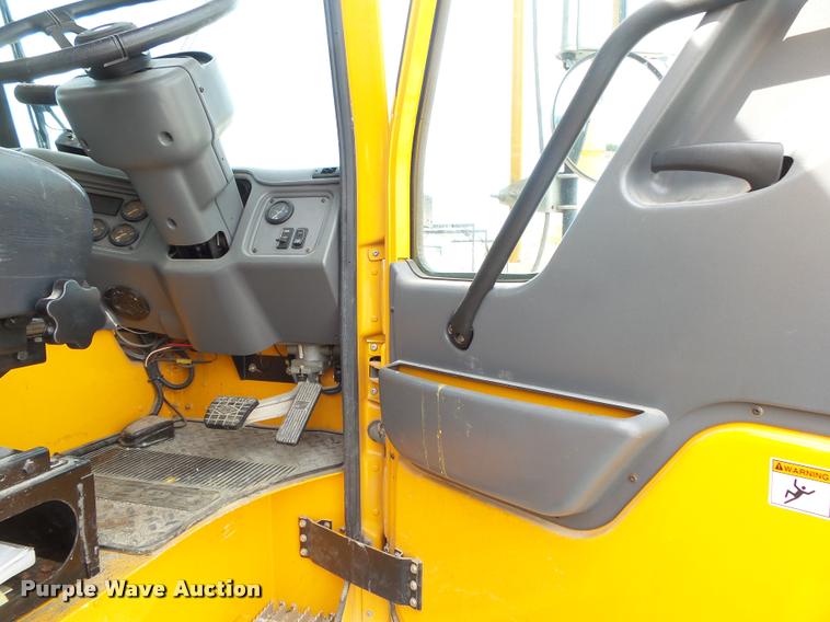 image for item DB7471 2003 Sterling Condor paint striper truck