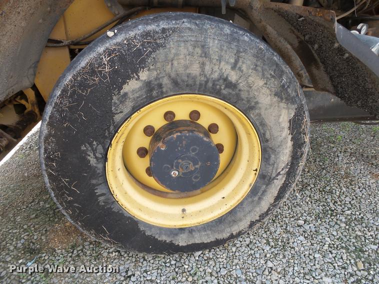 image for item DB7472 Etnyre Quad chip spreader