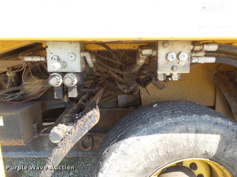 image for item DB7472 Etnyre Quad chip spreader