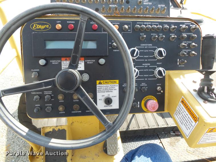 image for item DB7472 Etnyre Quad chip spreader