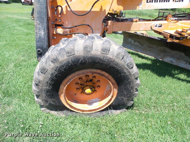 image for item DB7479 Champion 720A Series III motor grader