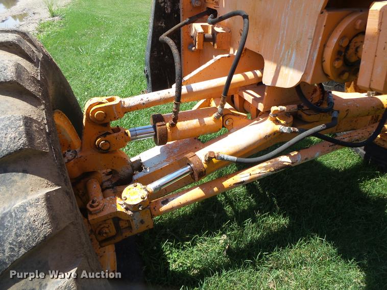 image for item DB7479 Champion 720A Series III motor grader