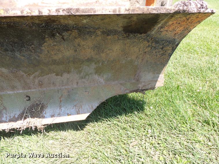 image for item DB7479 Champion 720A Series III motor grader