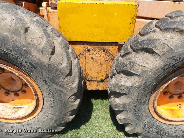 image for item DB7479 Champion 720A Series III motor grader