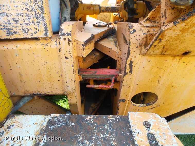 image for item DB7479 Champion 720A Series III motor grader