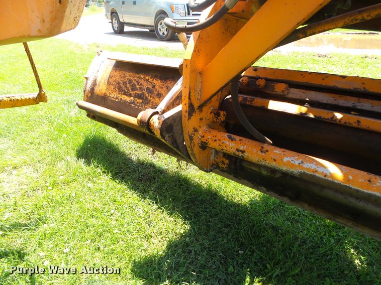 image for item DB7479 Champion 720A Series III motor grader