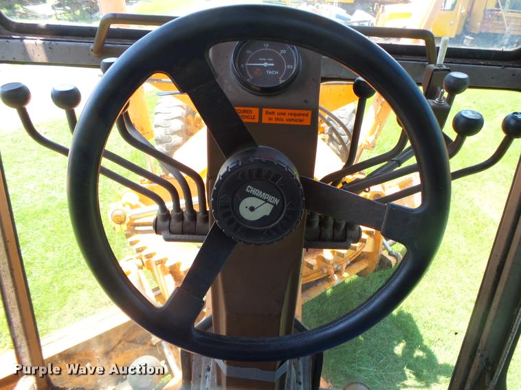 image for item DB7479 Champion 720A Series III motor grader