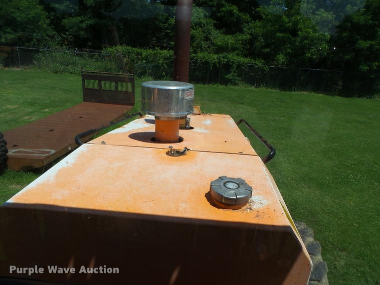 image for item DB7479 Champion 720A Series III motor grader