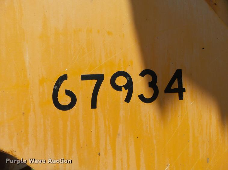 image for item DB7479 Champion 720A Series III motor grader