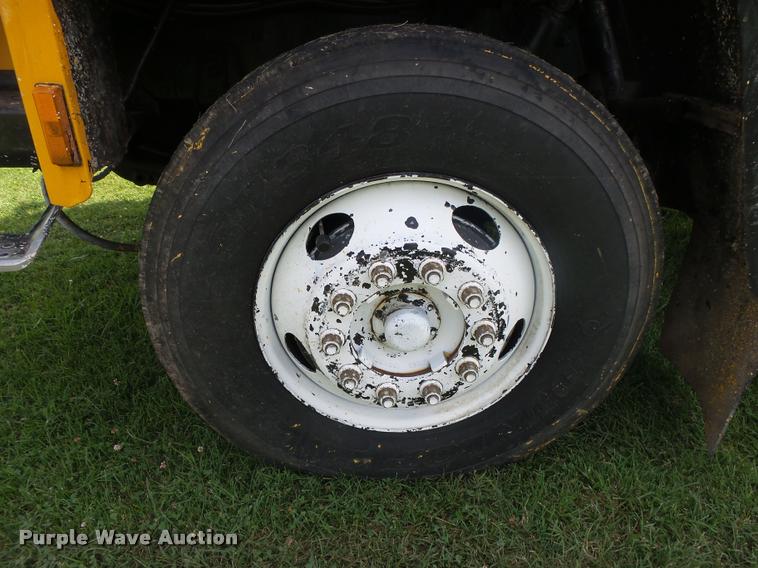 image for item DB7484 1996 Ford CFT8000 M-B807P paint striping truck