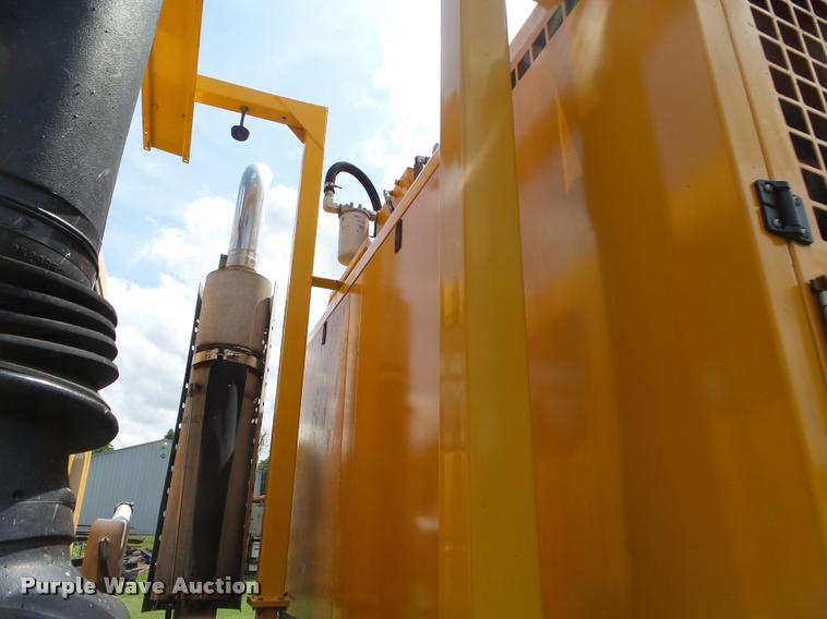 image for item DB7484 1996 Ford CFT8000 M-B807P paint striping truck