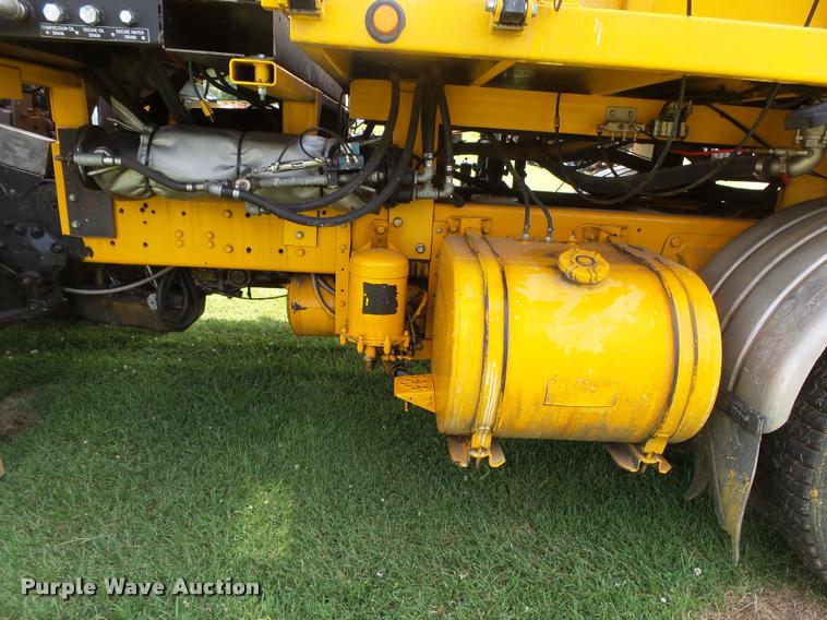 image for item DB7484 1996 Ford CFT8000 M-B807P paint striping truck