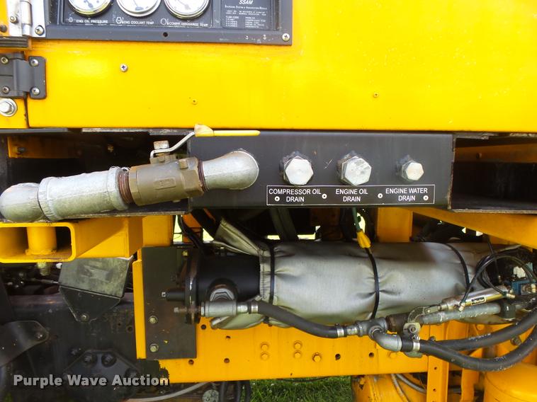 image for item DB7484 1996 Ford CFT8000 M-B807P paint striping truck