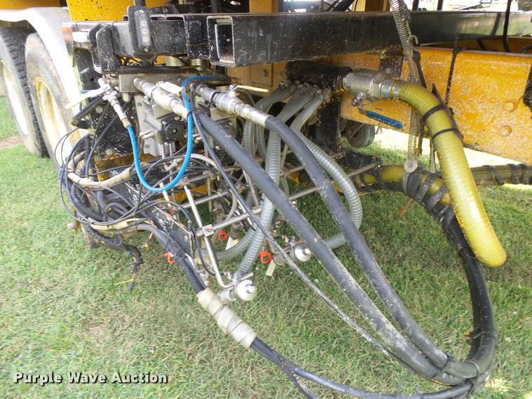 image for item DB7484 1996 Ford CFT8000 M-B807P paint striping truck