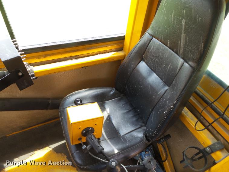 image for item DB7484 1996 Ford CFT8000 M-B807P paint striping truck