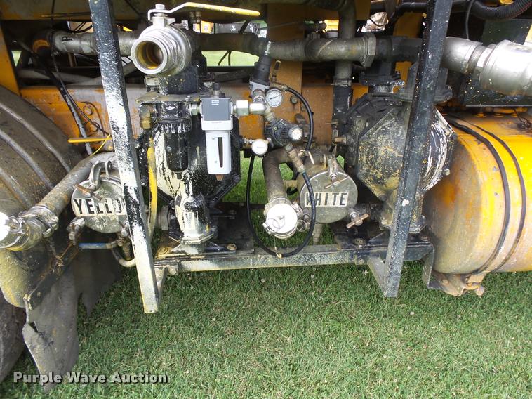 image for item DB7484 1996 Ford CFT8000 M-B807P paint striping truck