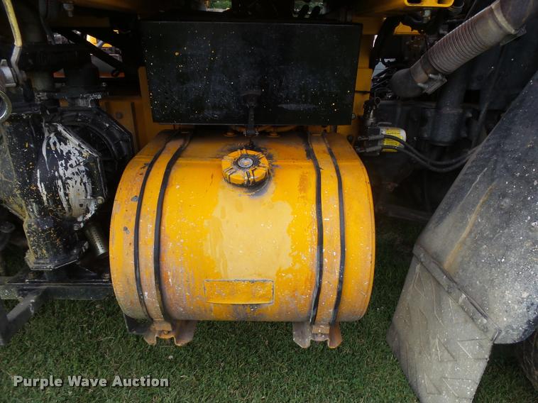 image for item DB7484 1996 Ford CFT8000 M-B807P paint striping truck