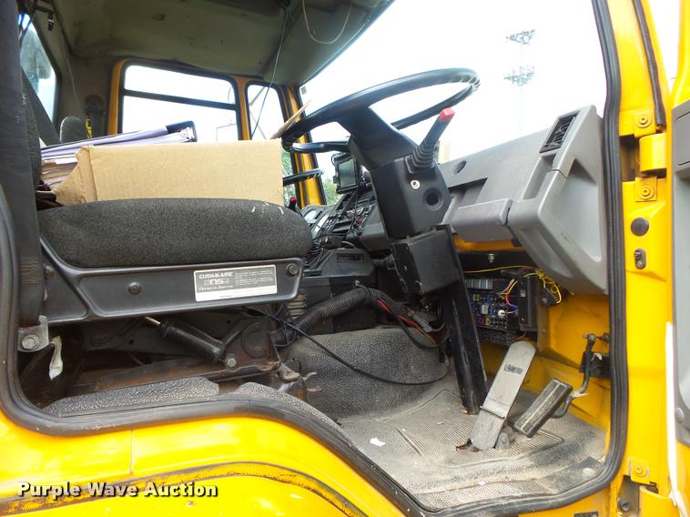 image for item DB7484 1996 Ford CFT8000 M-B807P paint striping truck