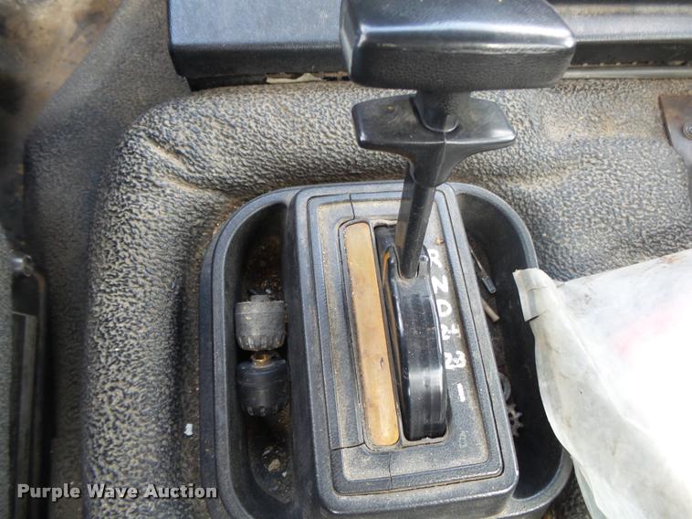 image for item DB7484 1996 Ford CFT8000 M-B807P paint striping truck