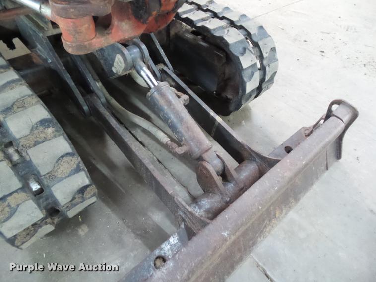 image for item DH9339 2006 Ditch Witch MX9 compact excavator