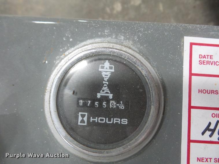 image for item DJ9524 Sky Jack SJIII 4830 scissor lift