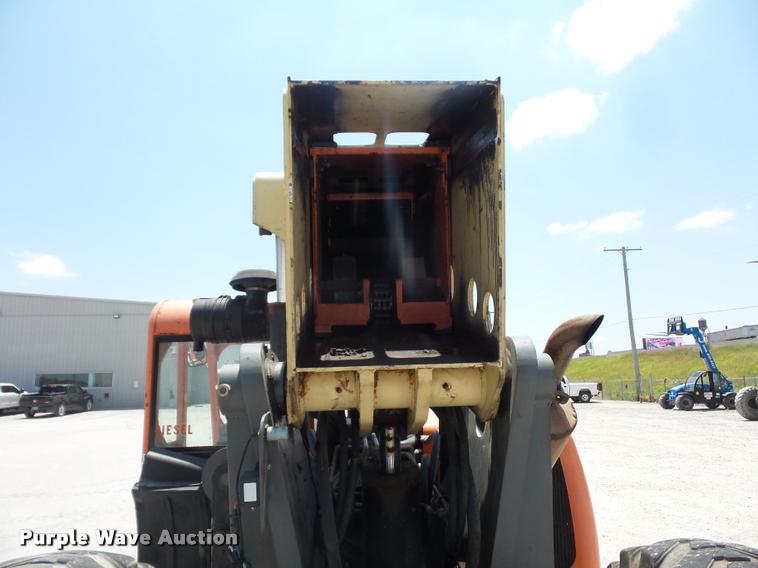 image for item DJ9527 JLG G10-55A telehandler