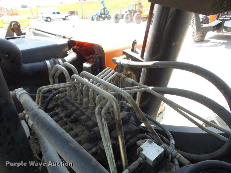 image for item DJ9527 JLG G10-55A telehandler