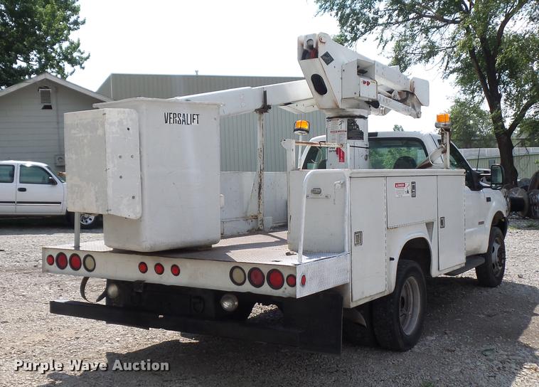 image for item DJ9597 2003 Ford F350 bucket truck