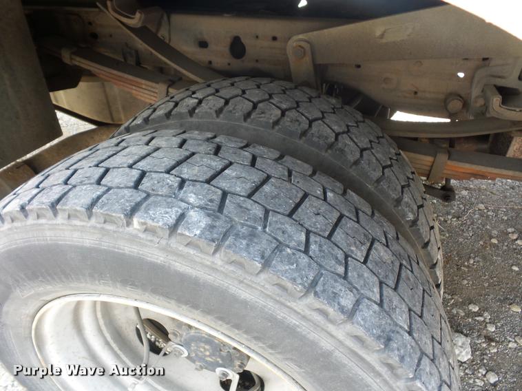 image for item DJ9597 2003 Ford F350 bucket truck