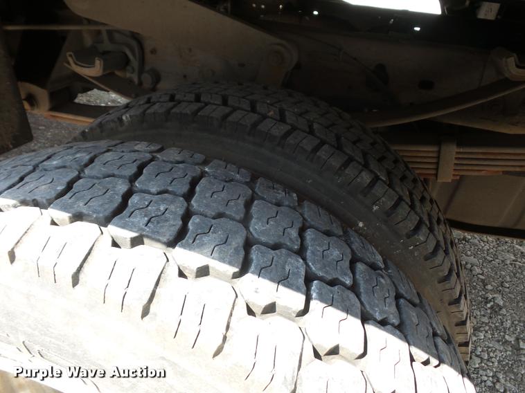 image for item DJ9597 2003 Ford F350 bucket truck