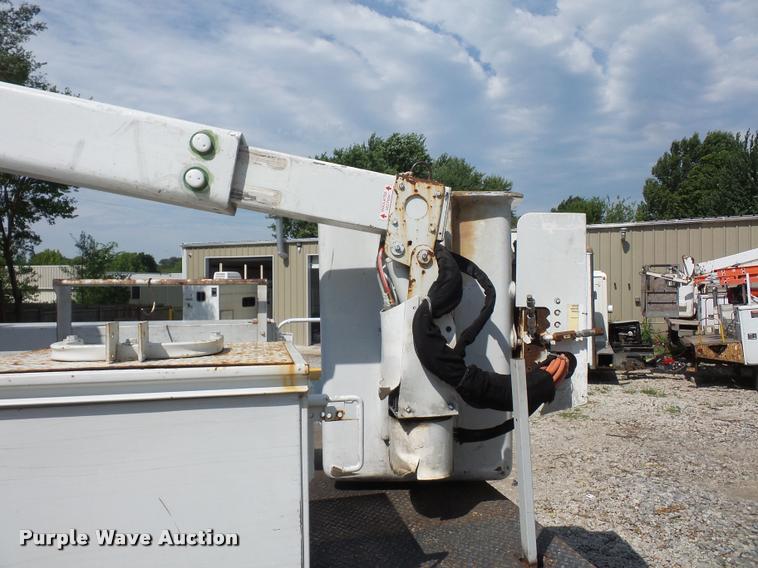 image for item DJ9597 2003 Ford F350 bucket truck