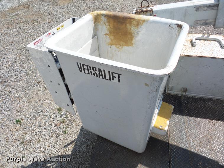 image for item DJ9597 2003 Ford F350 bucket truck