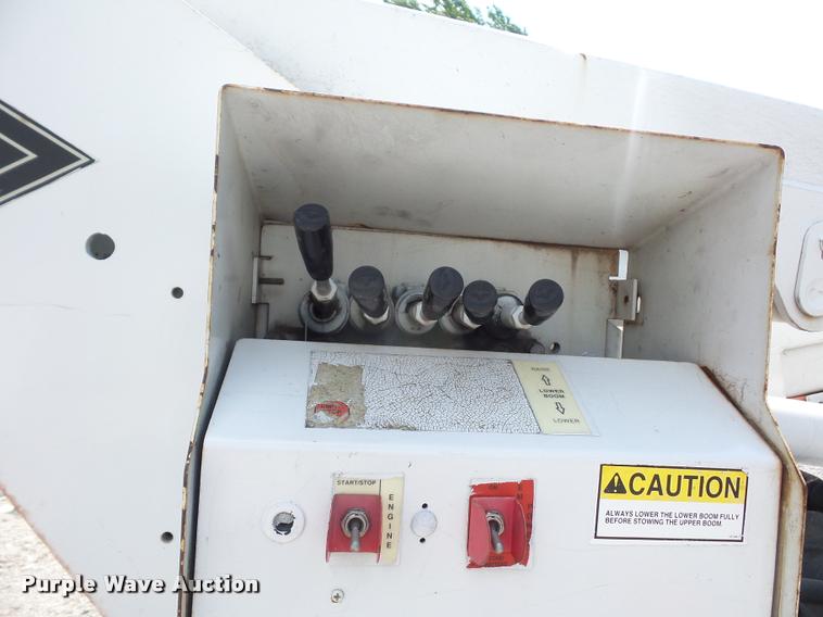 image for item DJ9597 2003 Ford F350 bucket truck