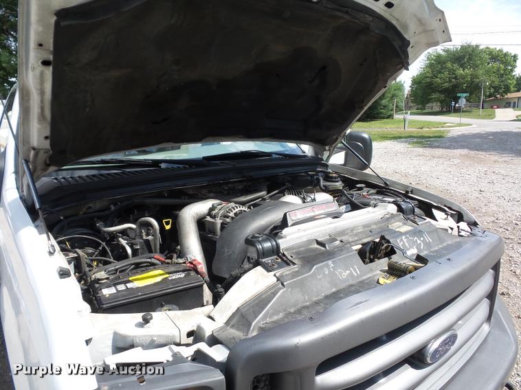 image for item DJ9597 2003 Ford F350 bucket truck