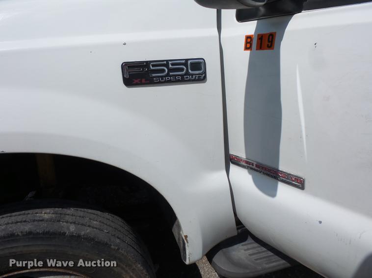 image for item DJ9597 2003 Ford F350 bucket truck