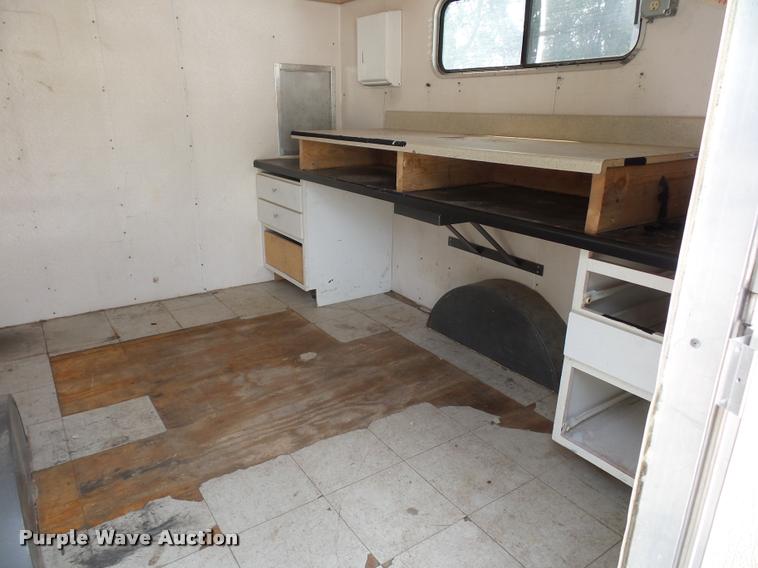 image for item DJ9598 1995 Wil-Ro Inc. office trailer