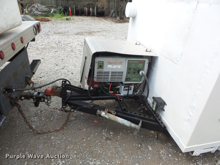 image for item DJ9600 1993 Eagle office trailer