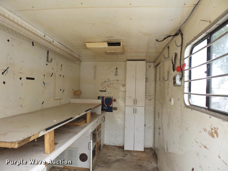 image for item DJ9600 1993 Eagle office trailer