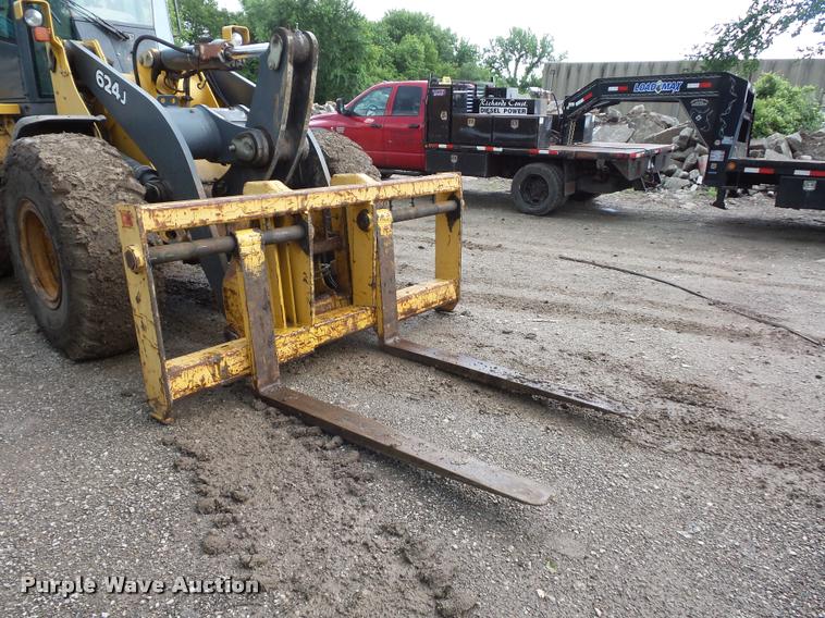 image for item DJ9605 2007 John Deere 624J wheel loader