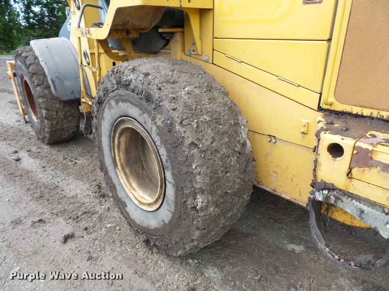 image for item DJ9605 2007 John Deere 624J wheel loader