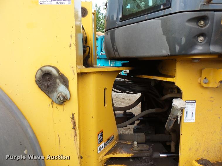 image for item DJ9605 2007 John Deere 624J wheel loader