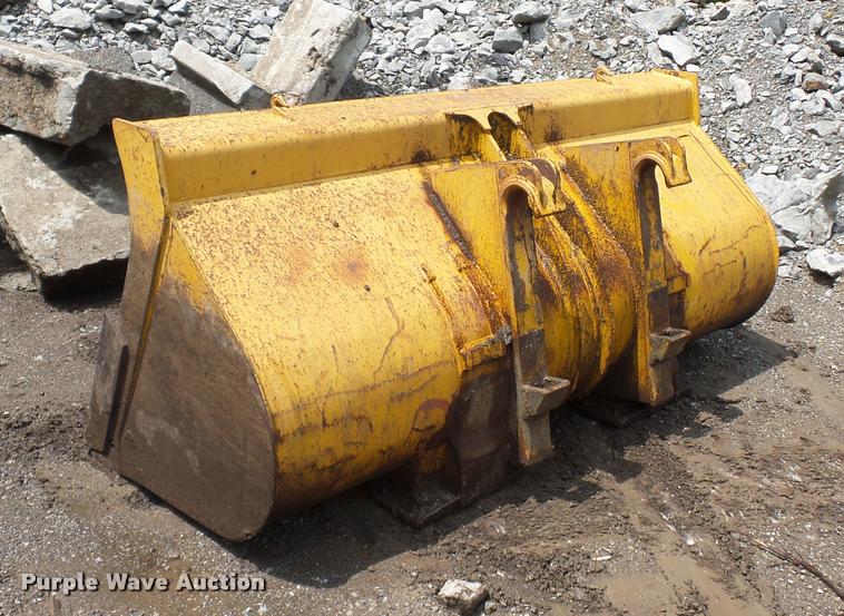 image for item DJ9605 2007 John Deere 624J wheel loader