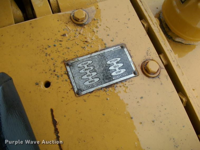 image for item DK9640 1974 Caterpillar 951C track loader