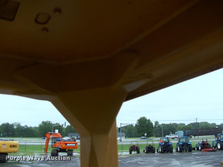 image for item DK9640 1974 Caterpillar 951C track loader