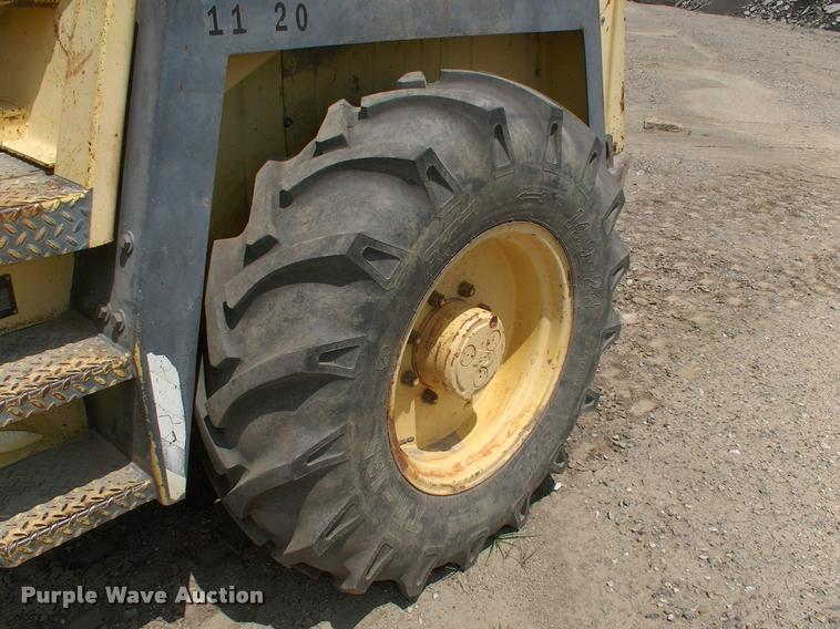 image for item DK9644 Bomag single drum roller