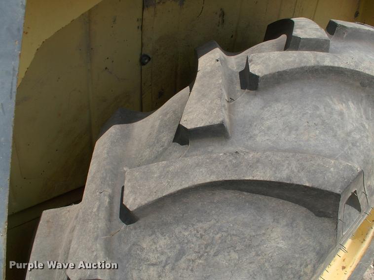 image for item DK9644 Bomag single drum roller