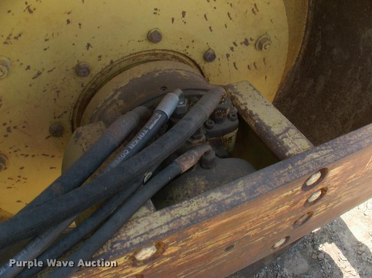 image for item DK9644 Bomag single drum roller